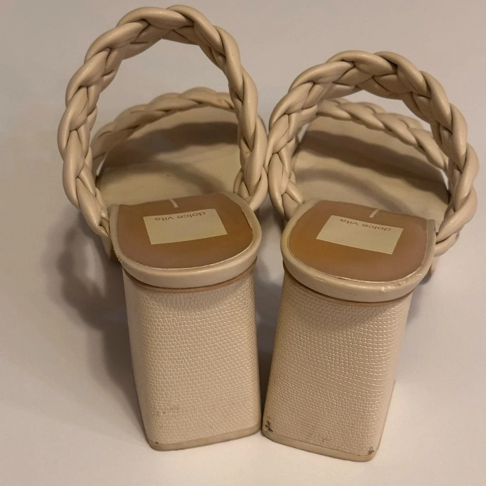 Dolce Vita Ashby Heels in Ivory Stella